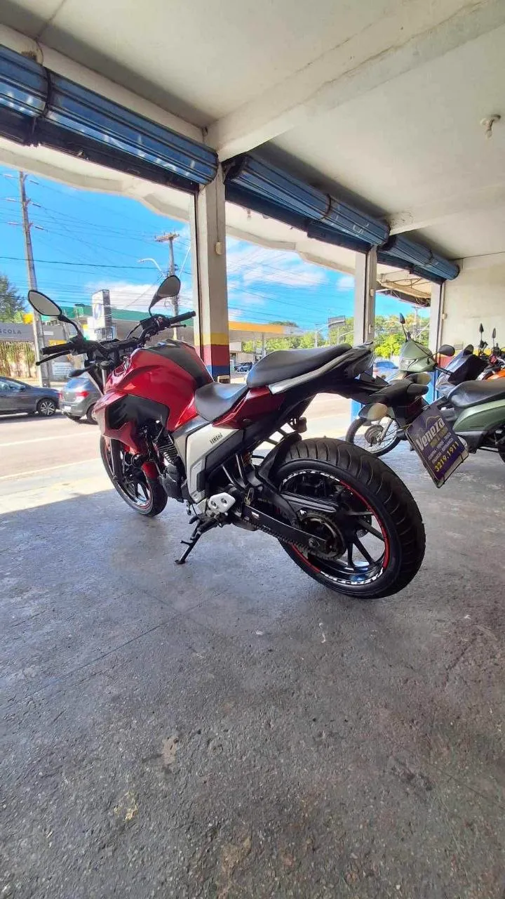 YAMAHA FZ 25 FAZER ABS TRASEIRA ESQUERDA